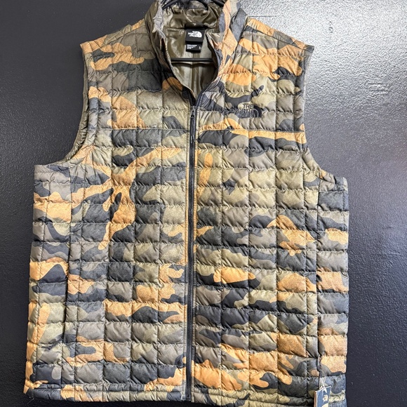 Men's North Face ThermoBall Eco Vest Size XL - Picture 1 of 4